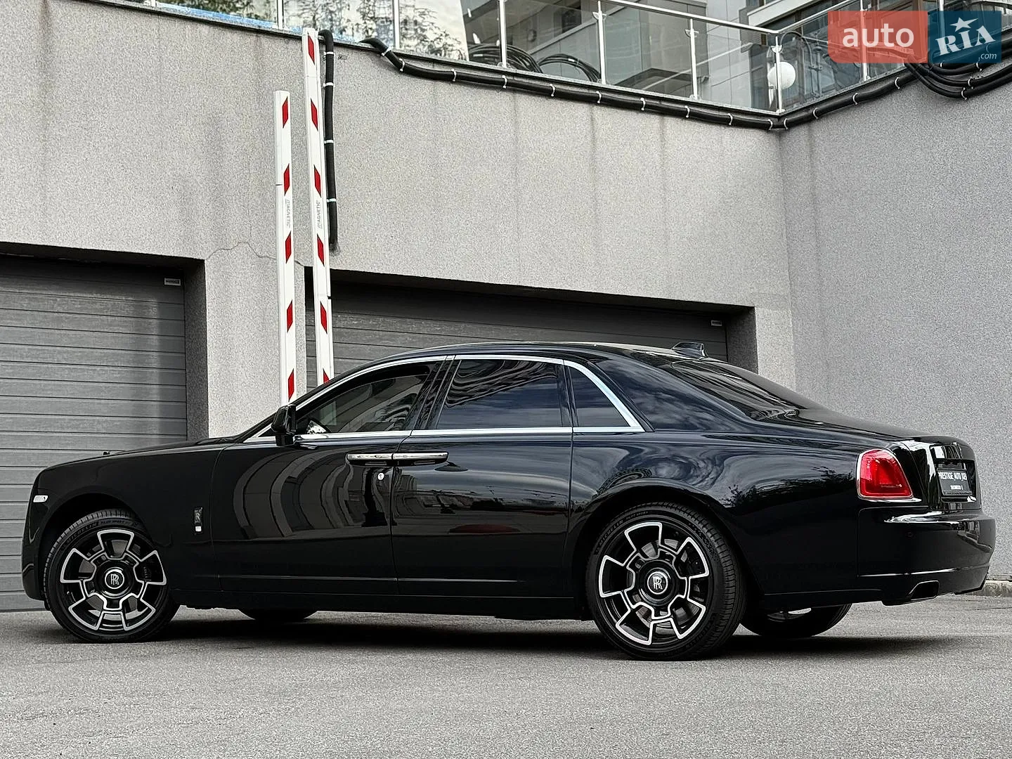 2018 Rolls-Royce Ghost - мініатюра 34