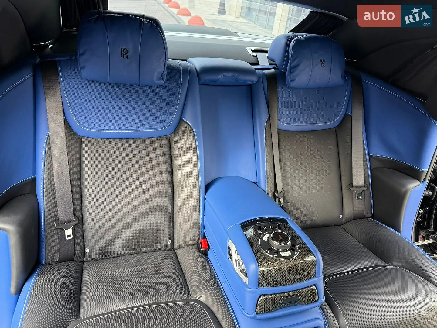 2018 Rolls-Royce Ghost - мініатюра 60