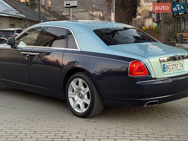 Седан Rolls-Royce Ghost 2012 в Шептицькому