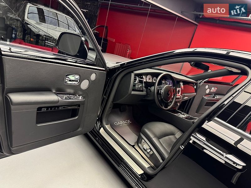 Седан Rolls-Royce Ghost 2010 в Києві