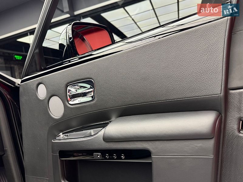 Седан Rolls-Royce Ghost 2010 в Києві