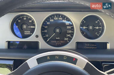 Кабриолет Rolls-Royce Phantom Drophead Coupe 2009 в 