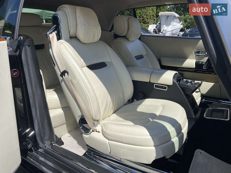 Кабриолет Rolls-Royce Phantom Drophead Coupe 2009 в Киеве