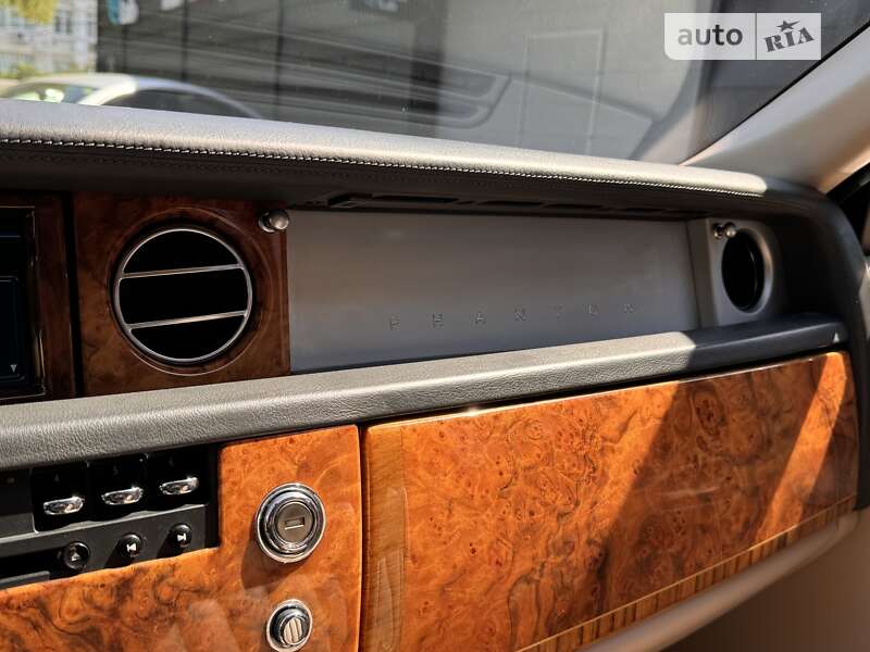 Седан Rolls-Royce Phantom 2005 в Одесі