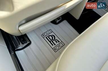Кабриолет Rolls-Royce Phantom 2007 в 
