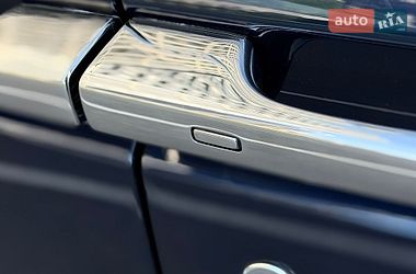 Седан Rolls-Royce Phantom 2019 в Києві