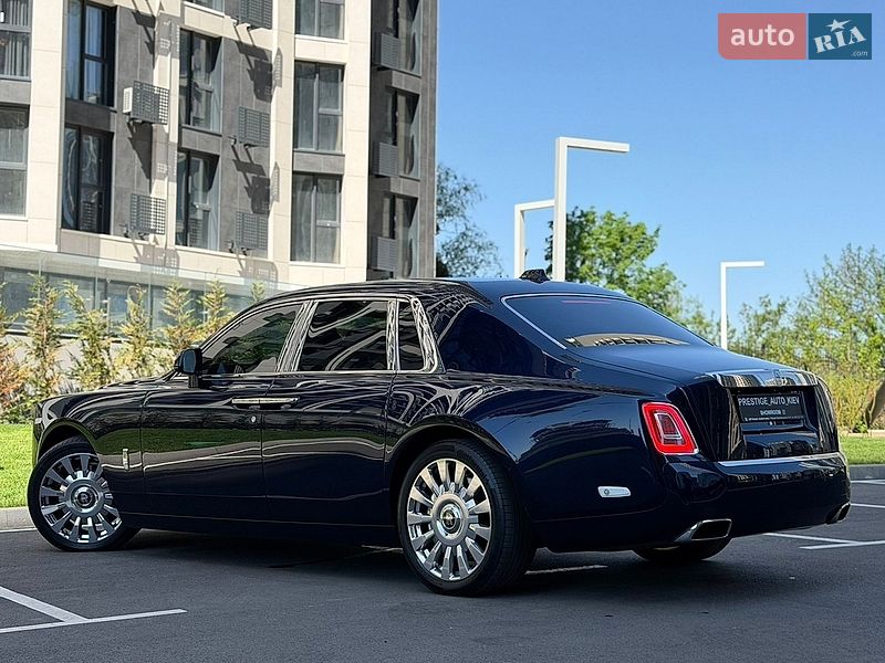 Седан Rolls-Royce Phantom 2019 в Киеве