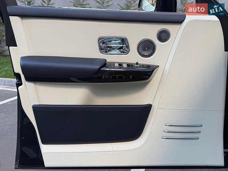 Седан Rolls-Royce Phantom 2019 в Киеве