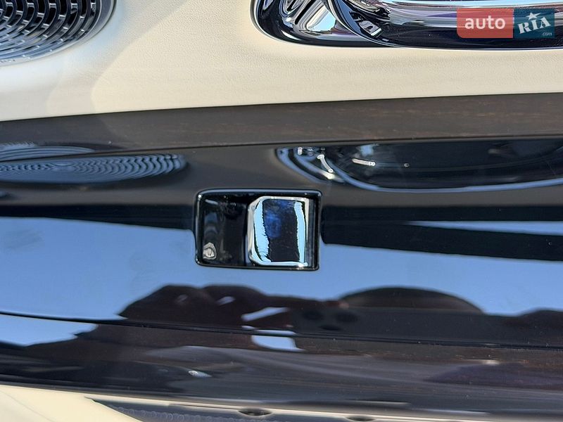 Седан Rolls-Royce Phantom 2019 в Киеве