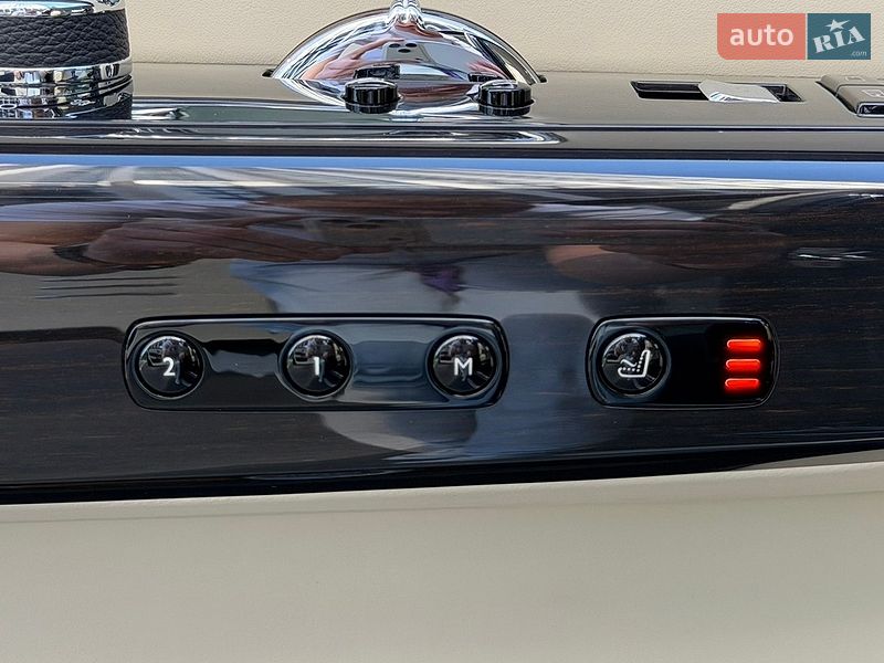 Седан Rolls-Royce Phantom 2019 в Киеве