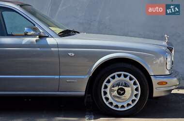Седан Rolls-Royce Silver Seraph 2001 в 