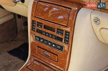 Седан Rolls-Royce Silver Seraph 2001 в 