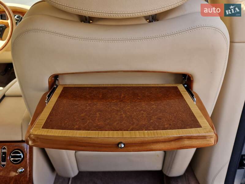 Седан Rolls-Royce Silver Seraph 2001 в Одессе фото 93 Седан Rolls-Royce Silver Seraph 2001 в Одессе