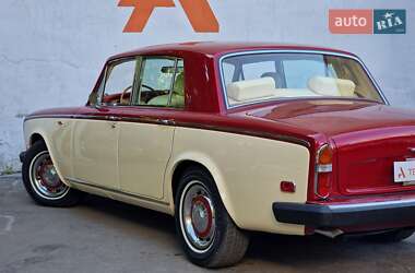 Седан Rolls-Royce Silver Shadow 1974 в 