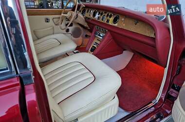 Седан Rolls-Royce Silver Shadow 1974 в 