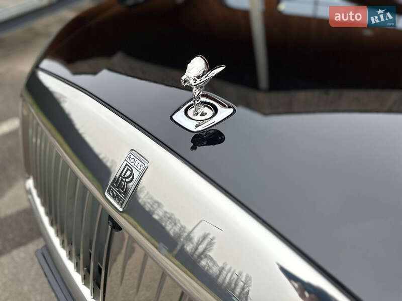Купе Rolls-Royce Spectre 2024 в Киеве фото 10 Купе Rolls-Royce Spectre 2024 в Киеве