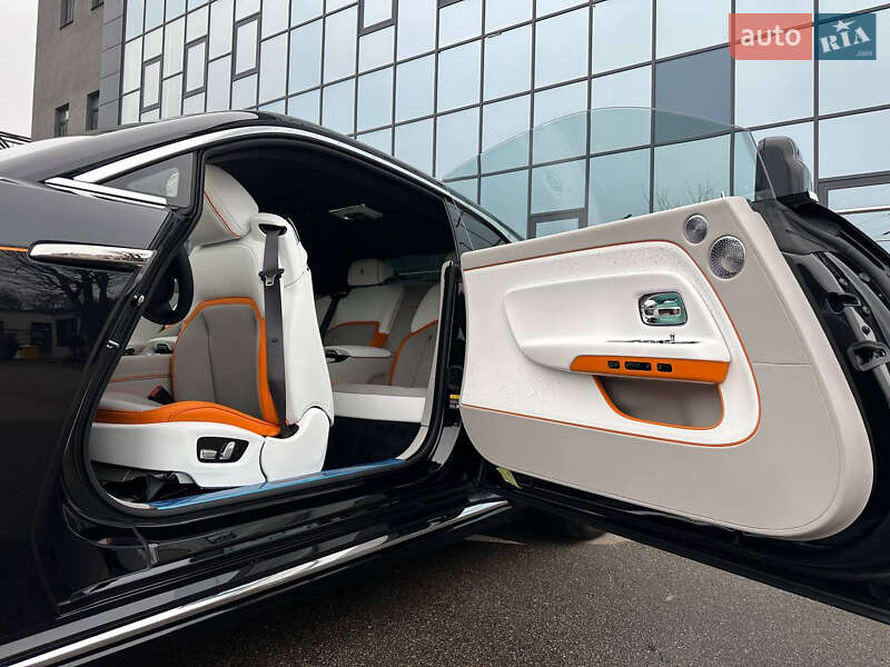 Купе Rolls-Royce Spectre 2024 в Киеве фото 46 Купе Rolls-Royce Spectre 2024 в Киеве