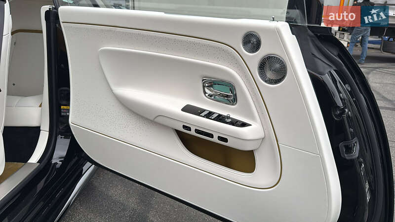 Купе Rolls-Royce Spectre 2024 в Киеве фото 60 Купе Rolls-Royce Spectre 2024 в Киеве