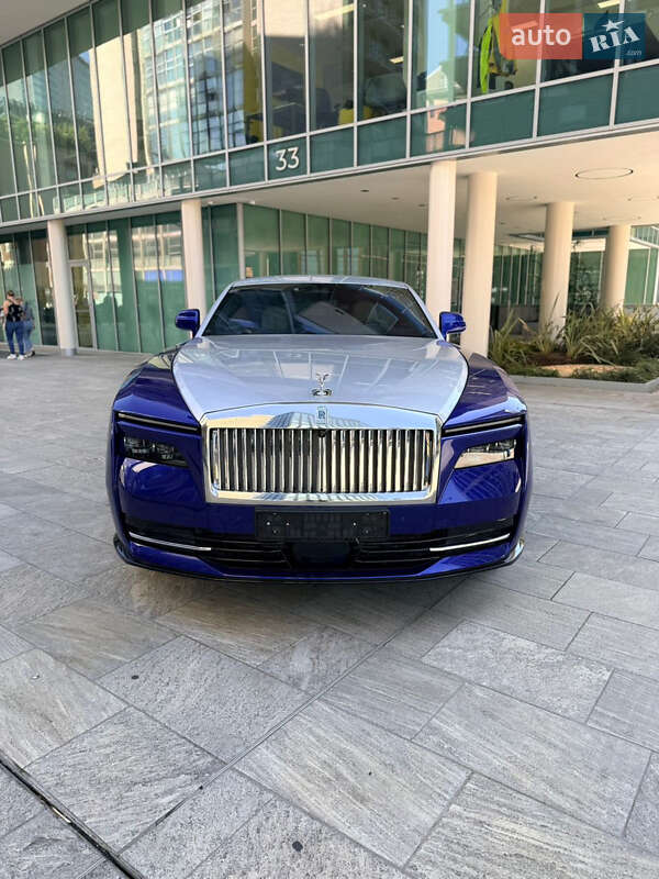 Купе Rolls-Royce Spectre 2024 в Києві фото 10 Купе Rolls-Royce Spectre 2024 в Києві