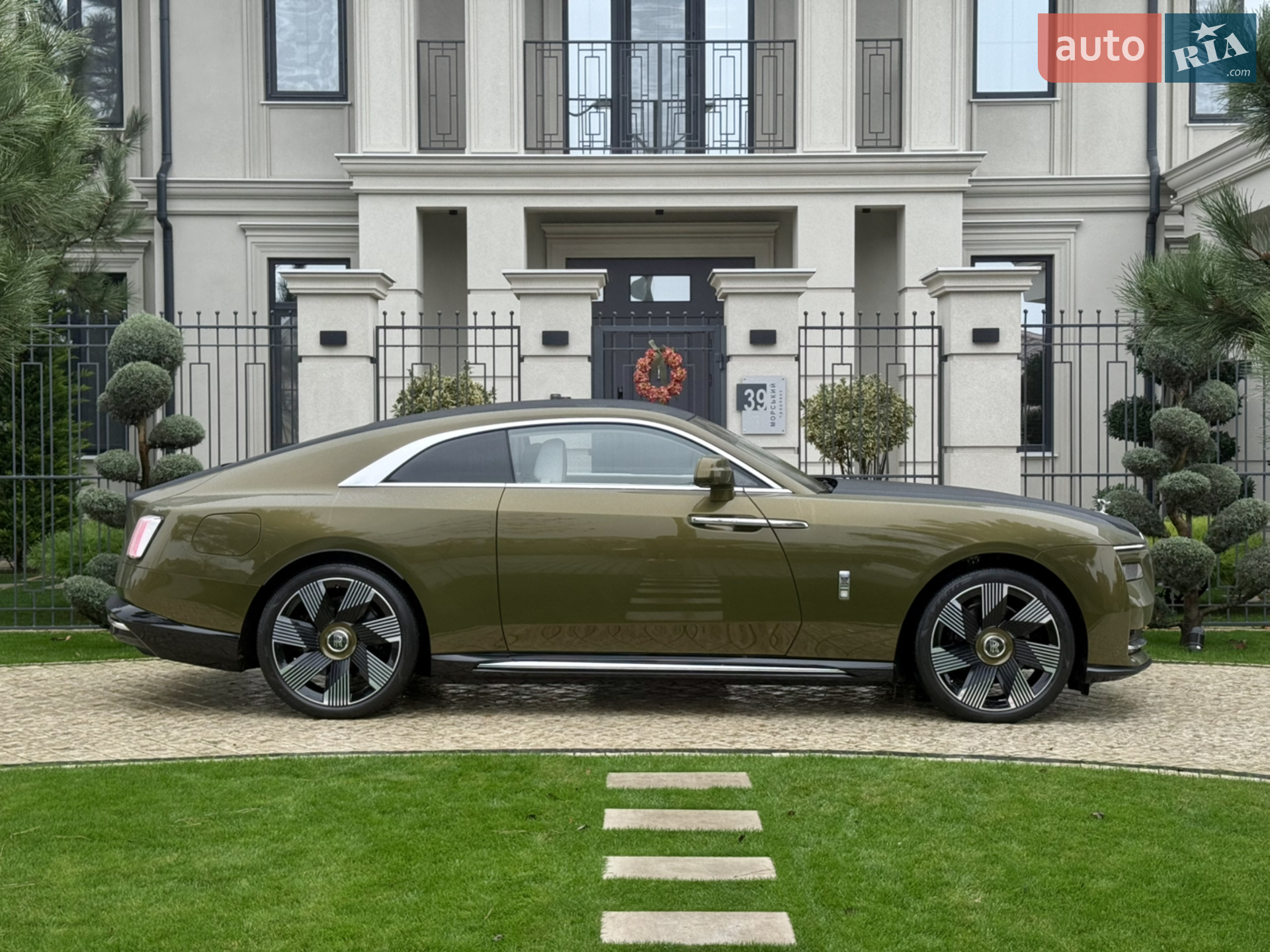 2023 Rolls-Royce Spectre - мініатюра 23
