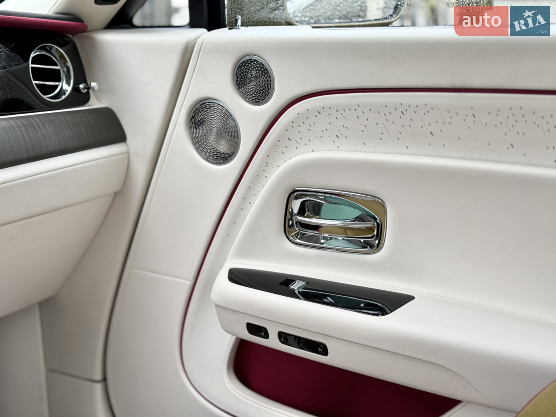 2023 Rolls-Royce Spectre - мініатюра 53