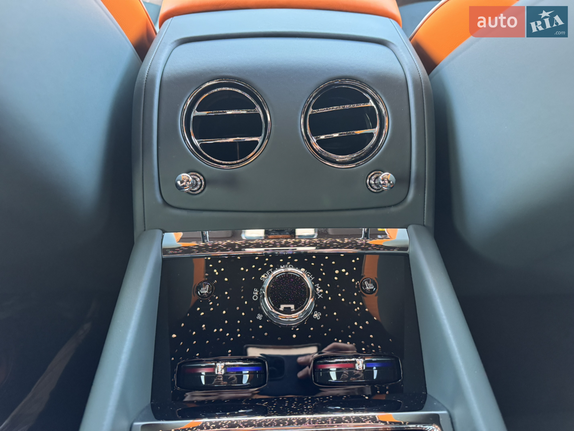 2024 Rolls-Royce Spectre - мініатюра 35