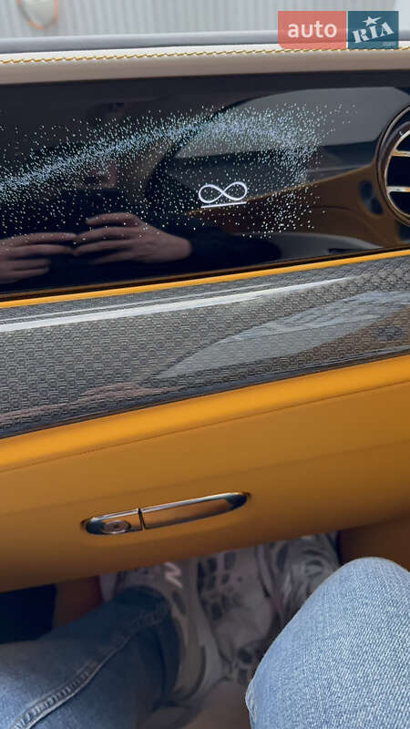 Купе Rolls-Royce Spectre 2025 в Киеве фото 95 Купе Rolls-Royce Spectre 2025 в Киеве