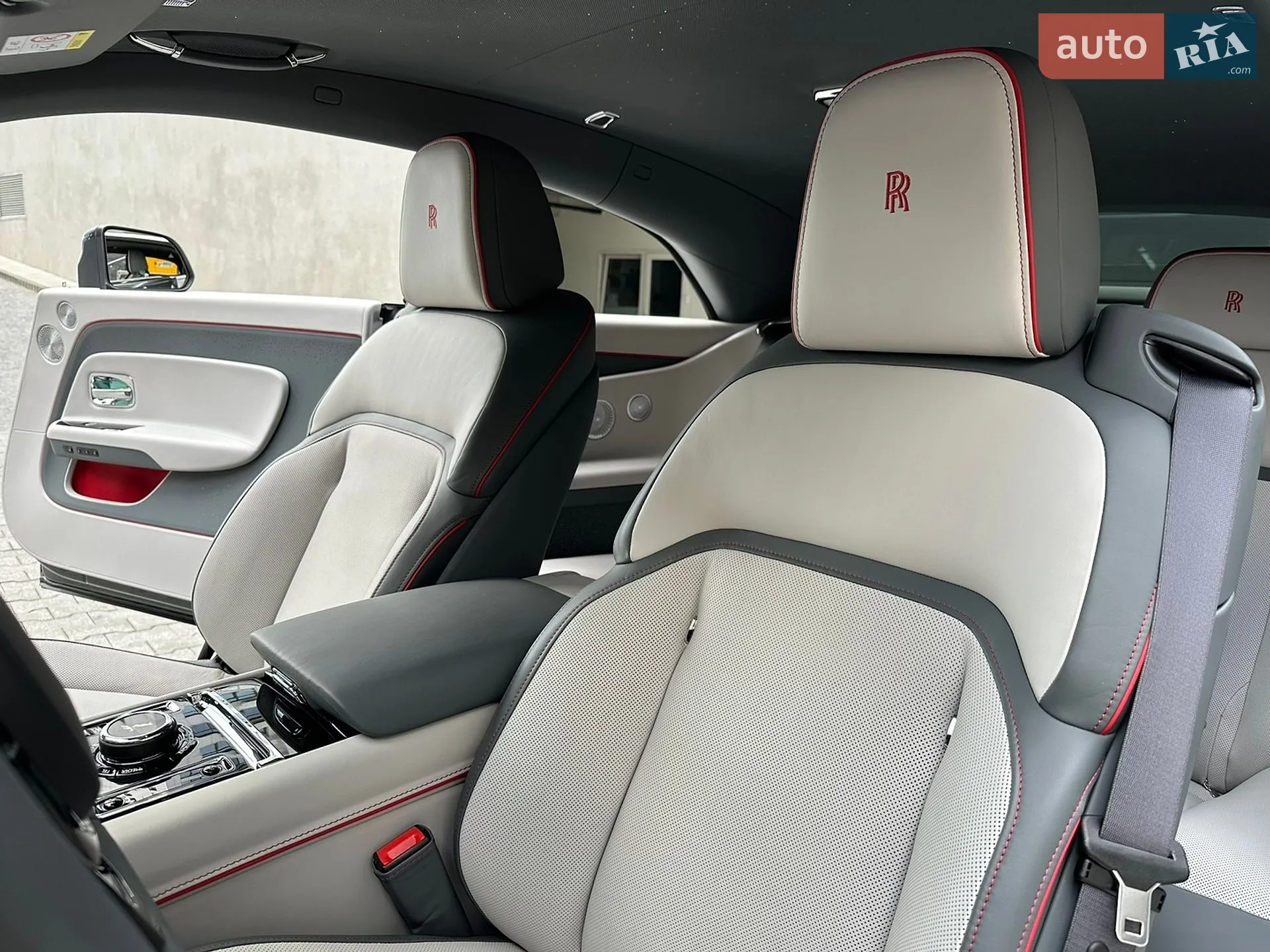 2024 Rolls-Royce Spectre - мініатюра 44