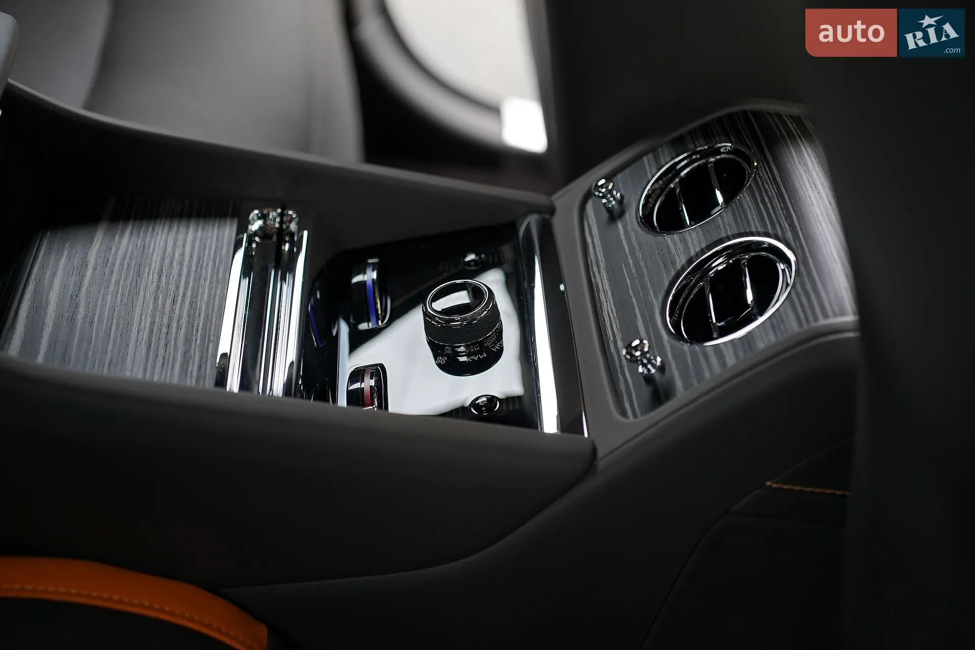 2024 Rolls-Royce Spectre - мініатюра 18
