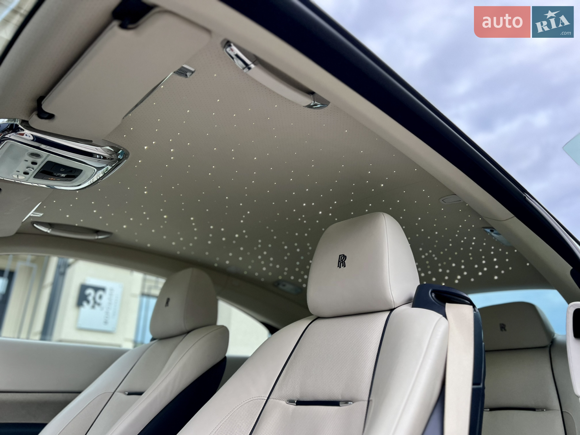 2015 Rolls-Royce Wraith - мініатюра 38