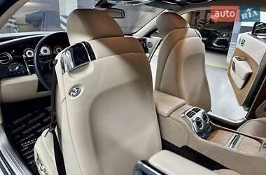 Седан Rolls-Royce Wraith 2014 в 