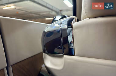 Седан Rolls-Royce Wraith 2014 в 