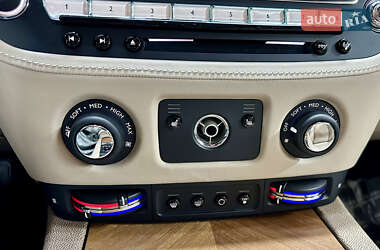 Седан Rolls-Royce Wraith 2014 в 