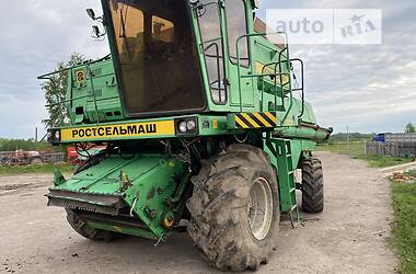 Комбайн зерноуборочный Ростсельмаш Дон 1500Б 2002 в Новгород-Северском