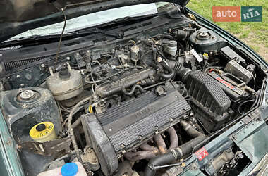 Хэтчбек Rover 200 1999 в 