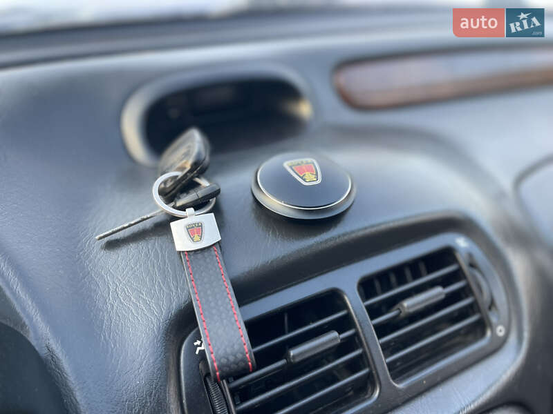 Хэтчбек Rover 200 1999 в Киеве