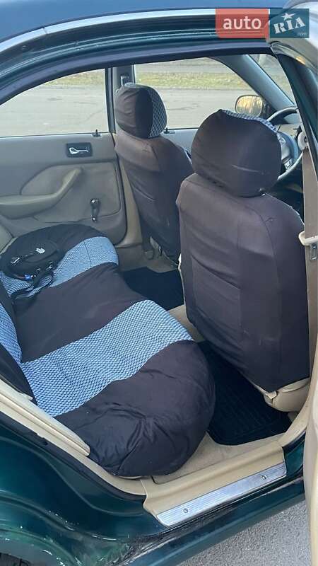 Седан Rover 618 1999 в Николаеве