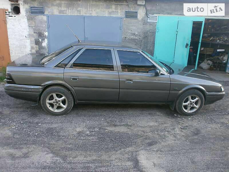 Rover 825 1987 года