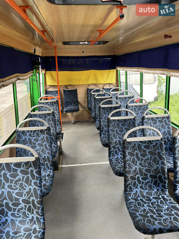 Міський автобус РУТА 25 2020 в Києві