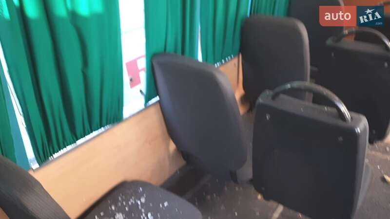 Микроавтобус РУТА А0483 2006 в Херсоне фото 14 Микроавтобус РУТА А0483 2006 в Херсоне