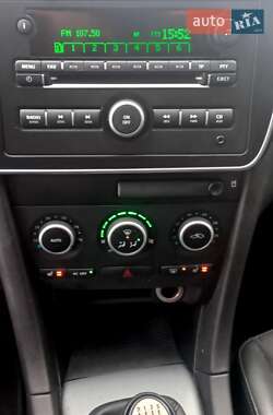 Седан Saab 9-3 2011 в Сарнах