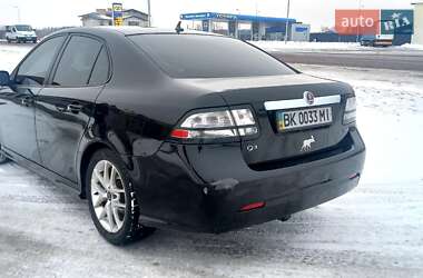 Седан Saab 9-3 2011 в Сарнах