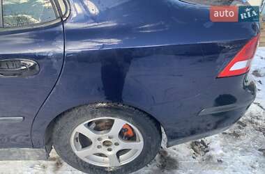 Седан Saab 9-3 2003 в 