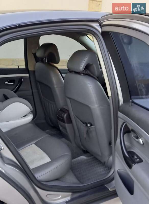 Седан Saab 9-3 2003 в Песочине
