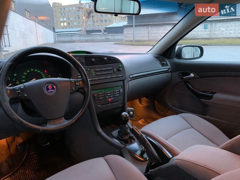 Седан Saab 9-3 2003 в Киеве