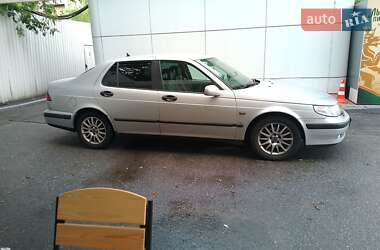 Седан Saab 9-5 2001 в Звягеле
