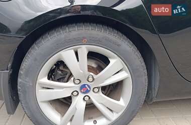 Седан Saab 9-5 2011 в 