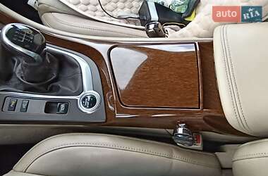 Седан Saab 9-5 2011 в 