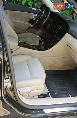 Седан Saab 9-5 2011 в 
