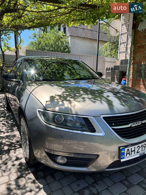 Седан Saab 9-5 2011 в Славянске